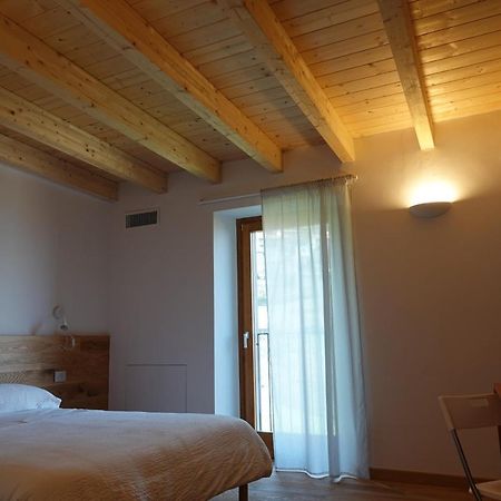 לינה וארוחת בוקר Pianello Del Lario Casale Bella.Vista מראה חיצוני תמונה